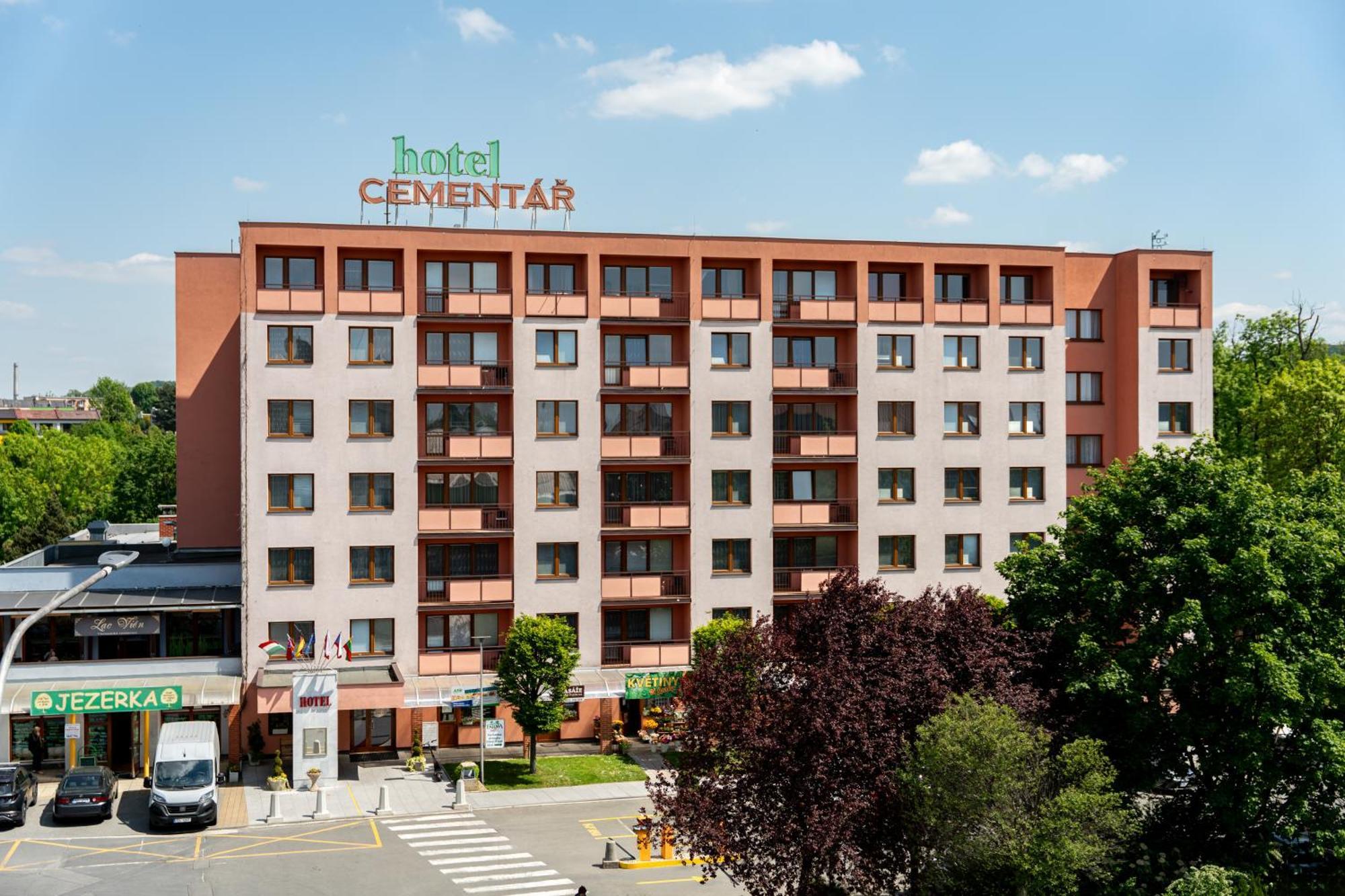 Hotel Cementar Hranice  Exterior photo